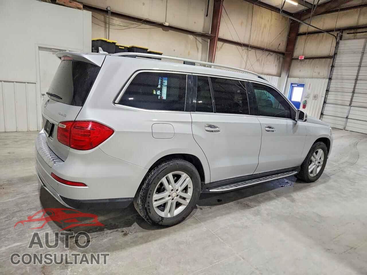 MERCEDES-BENZ GL-CLASS 2015 - 4JGDF6EE8FA615840