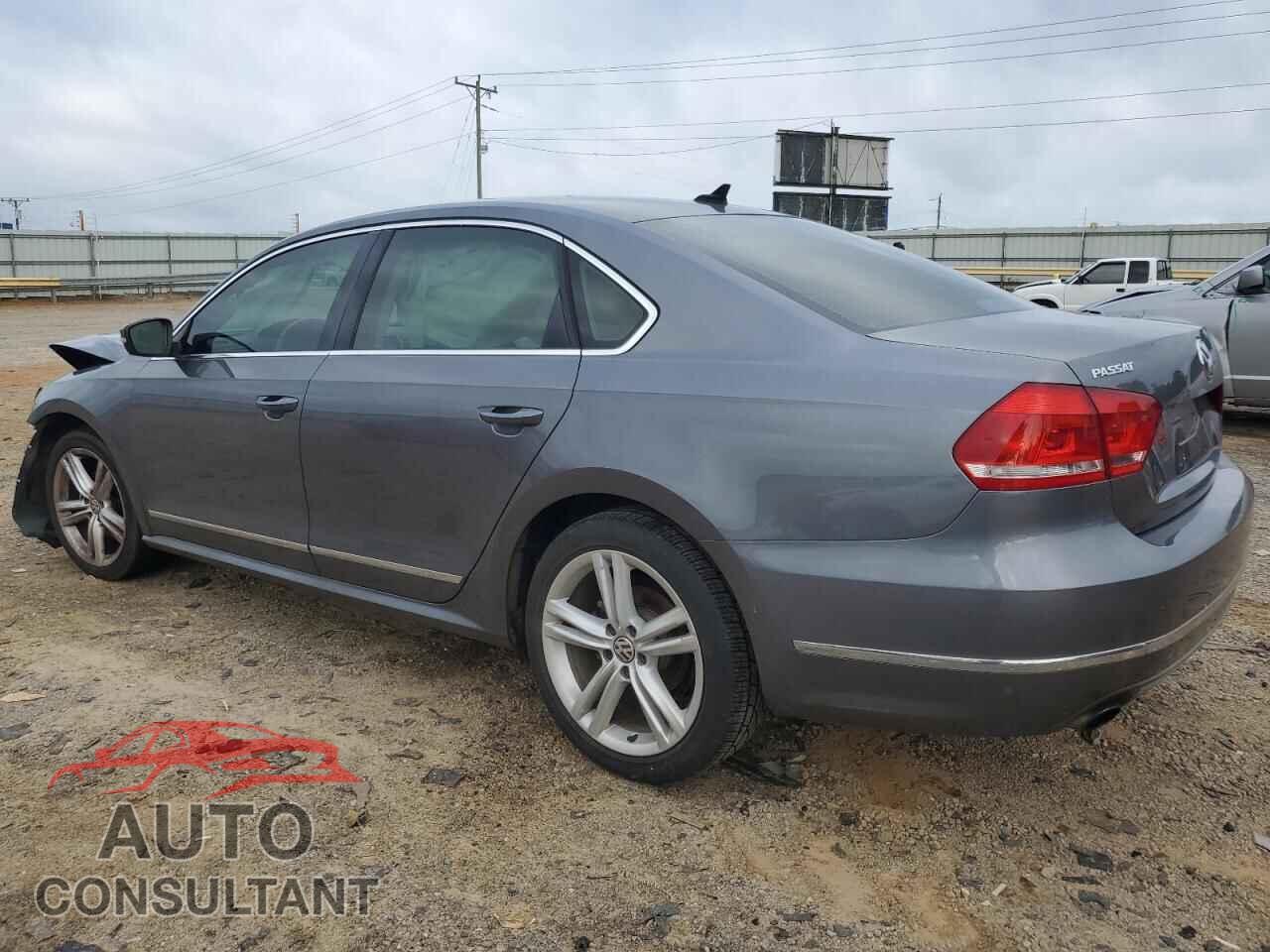 VOLKSWAGEN PASSAT 2015 - 1VWBT7A39FC007552