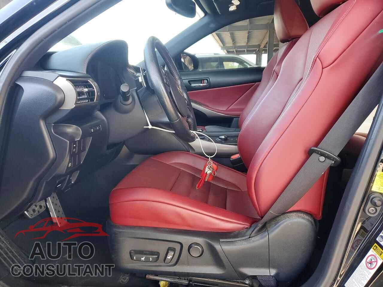 LEXUS IS 2015 - JTHBE1D29F5021516