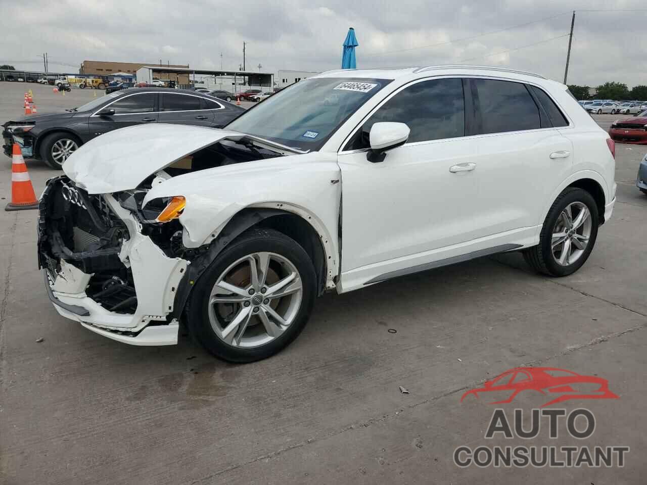 AUDI Q3 2020 - WA1DECF39L1010041