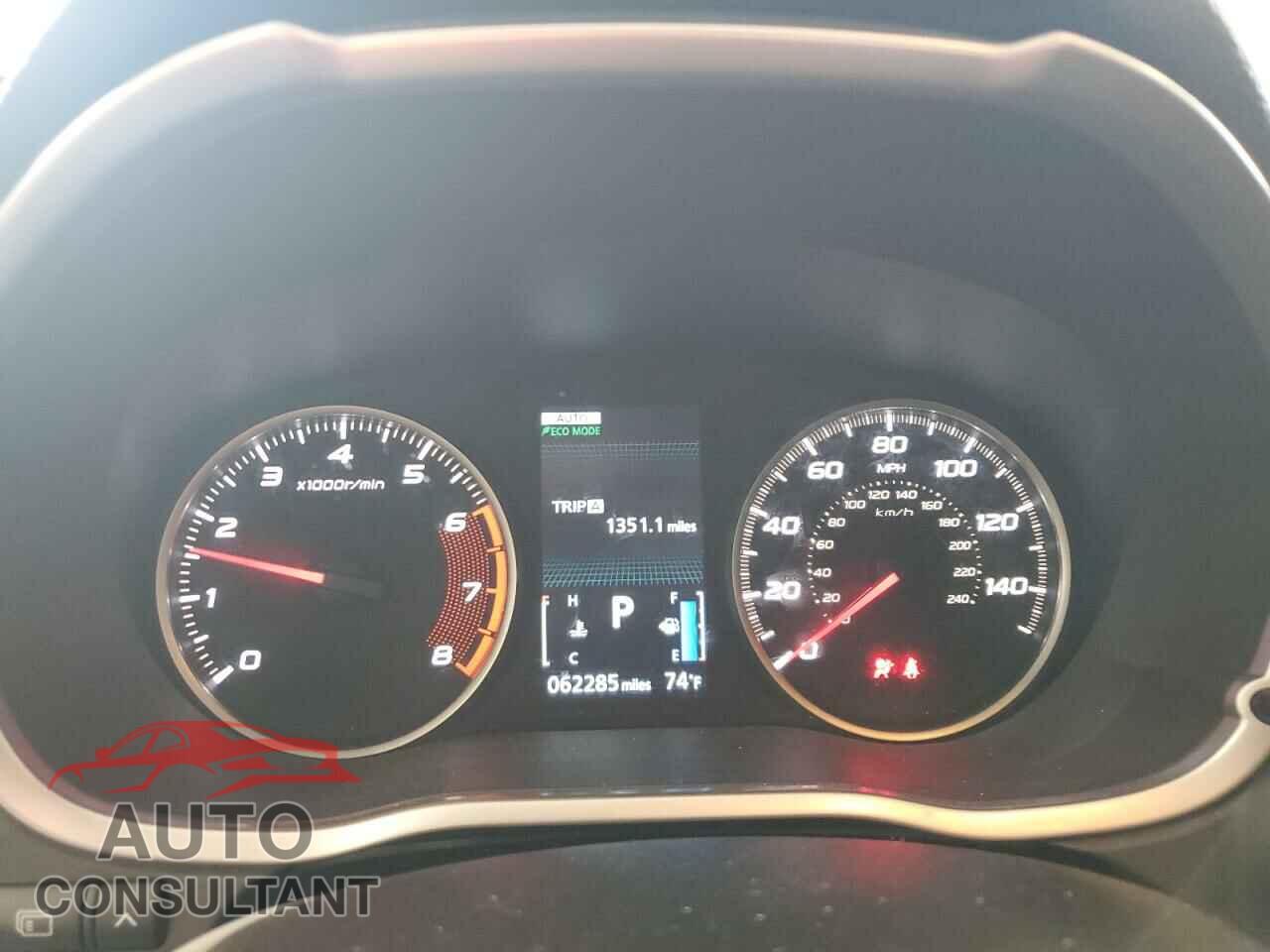 MITSUBISHI ECLIPSE 2018 - JA4AT3AA8JZ062726