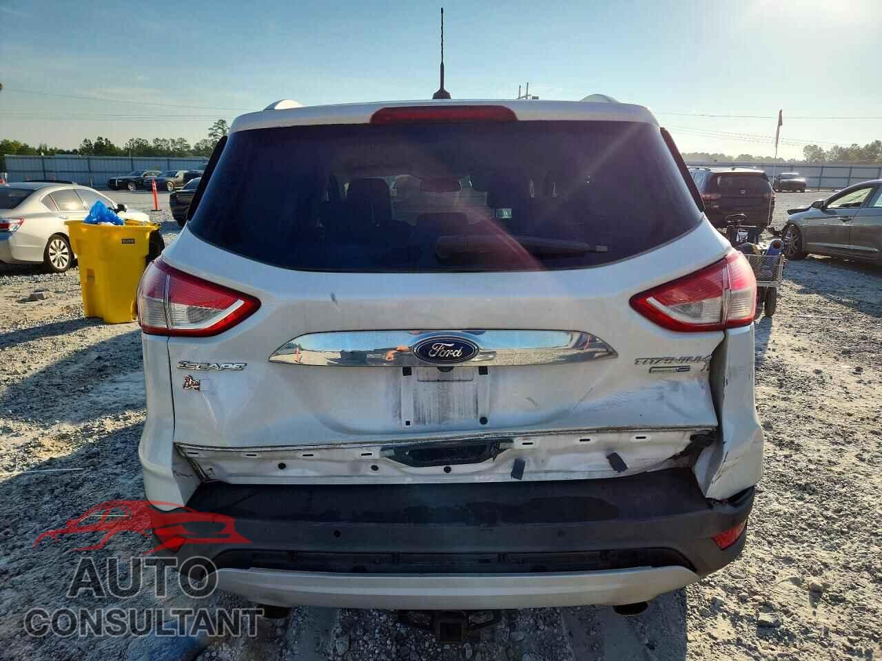 FORD ESCAPE 2014 - 1FMCU9J97EUC39009