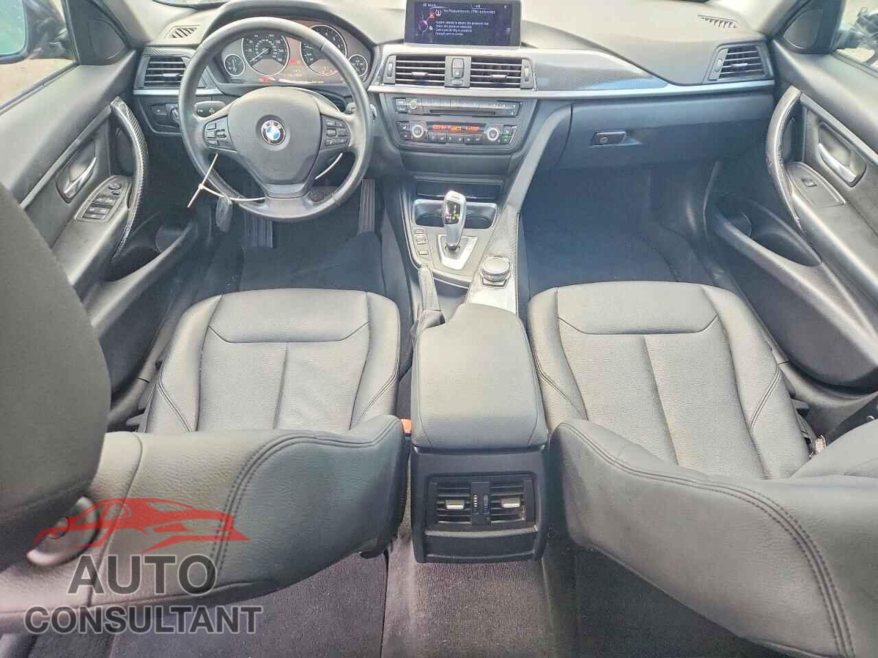 BMW 3 SERIES 2015 - WBA3B1G56FNT07504