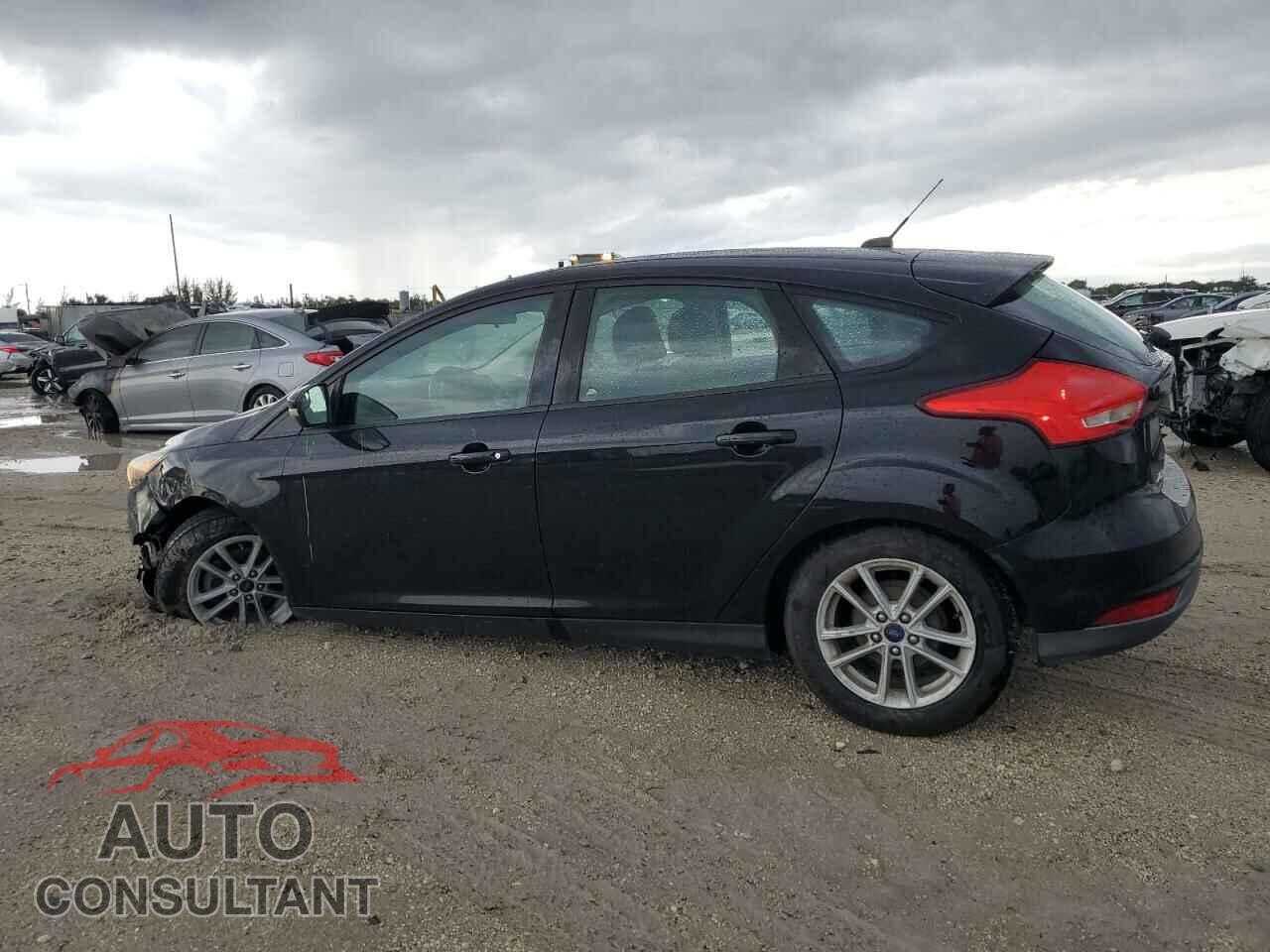 FORD FOCUS 2017 - 1FADP3K21HL247332