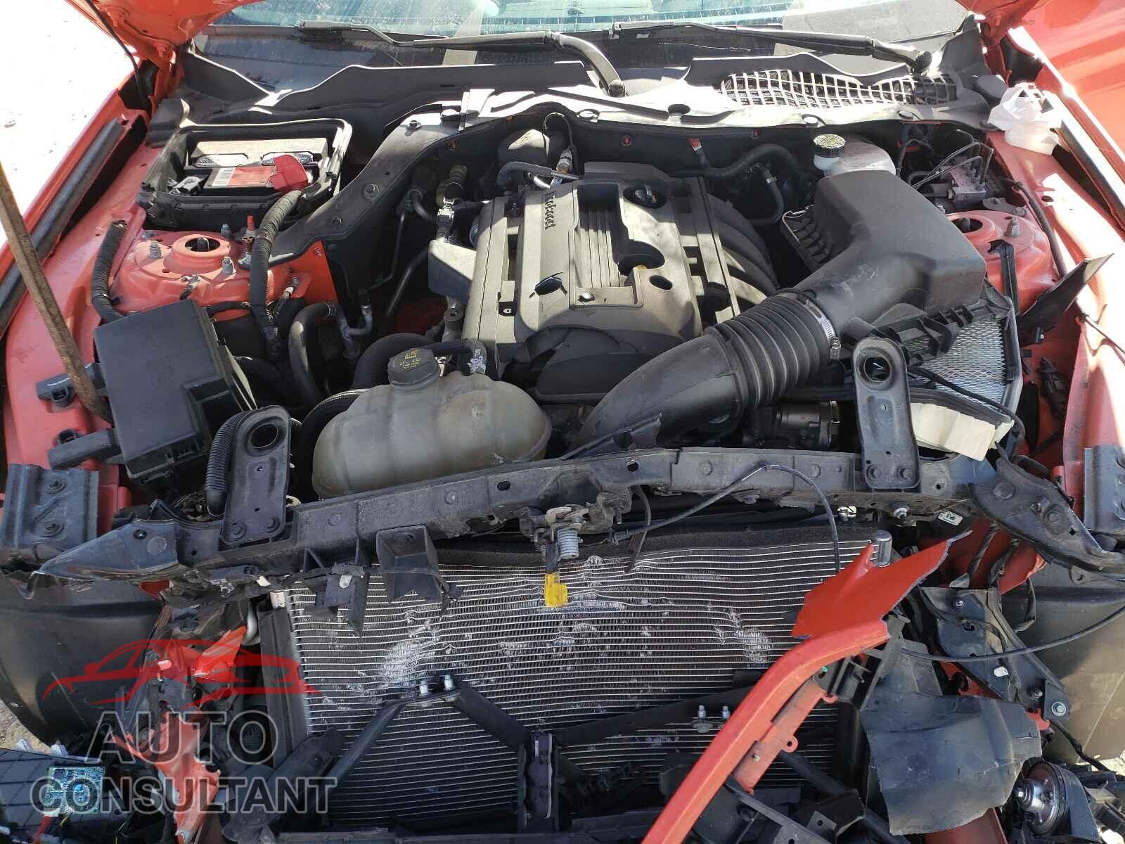FORD MUSTANG 2016 - 1FA6P8TH2G5220006