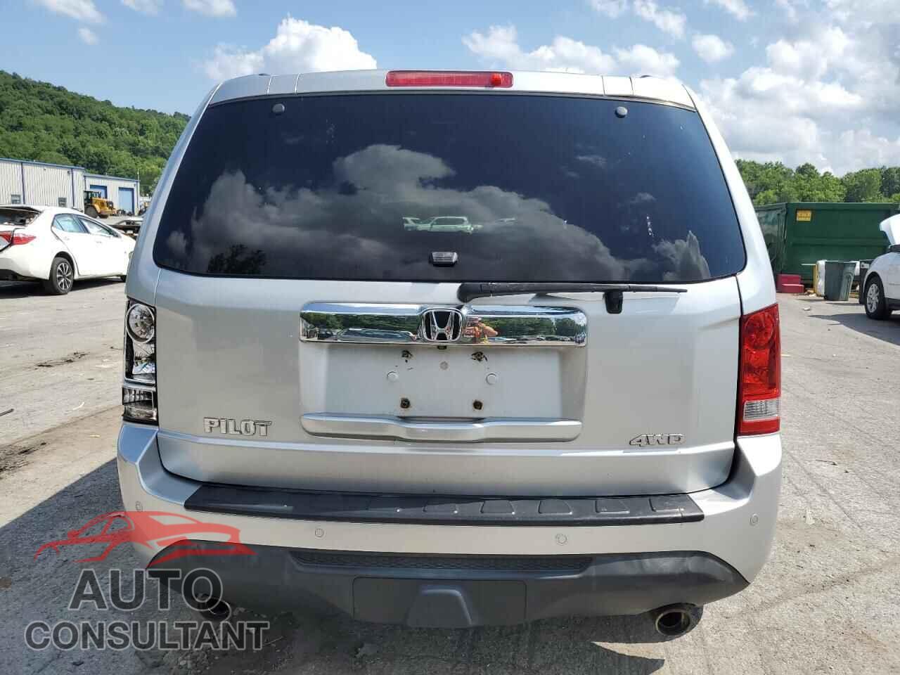 HONDA PILOT 2013 - 5FNYF4H67DB067963