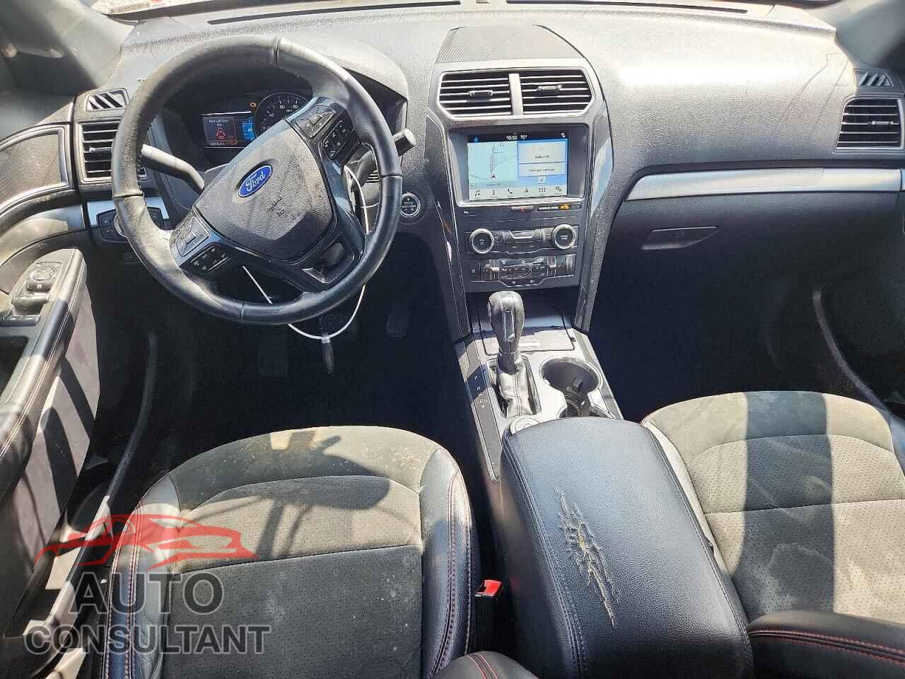 FORD EXPLORER 2019 - 1FM5K8D80KGA86026