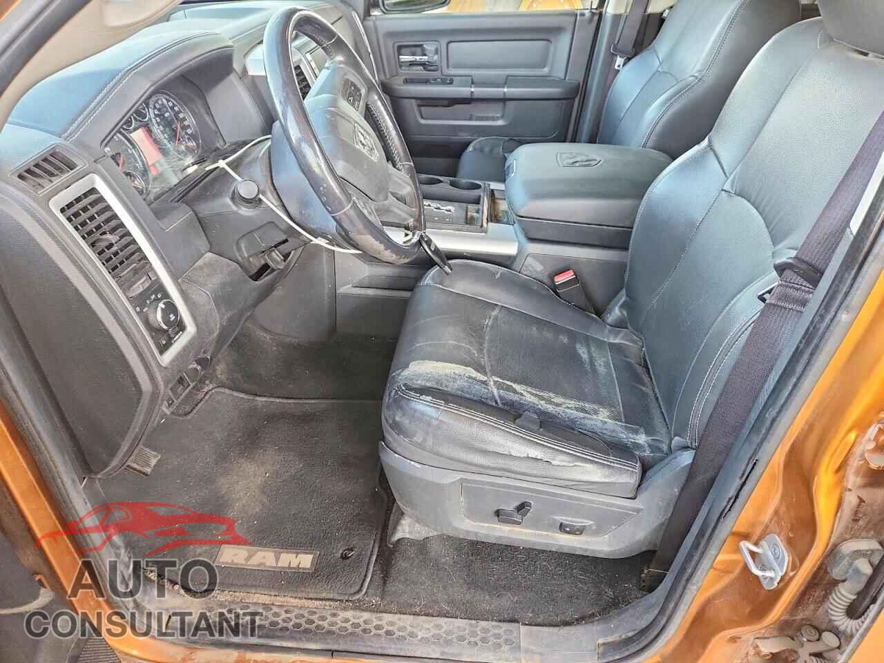 DODGE RAM 1500 2012 - 1C6RD7MT9CS305909