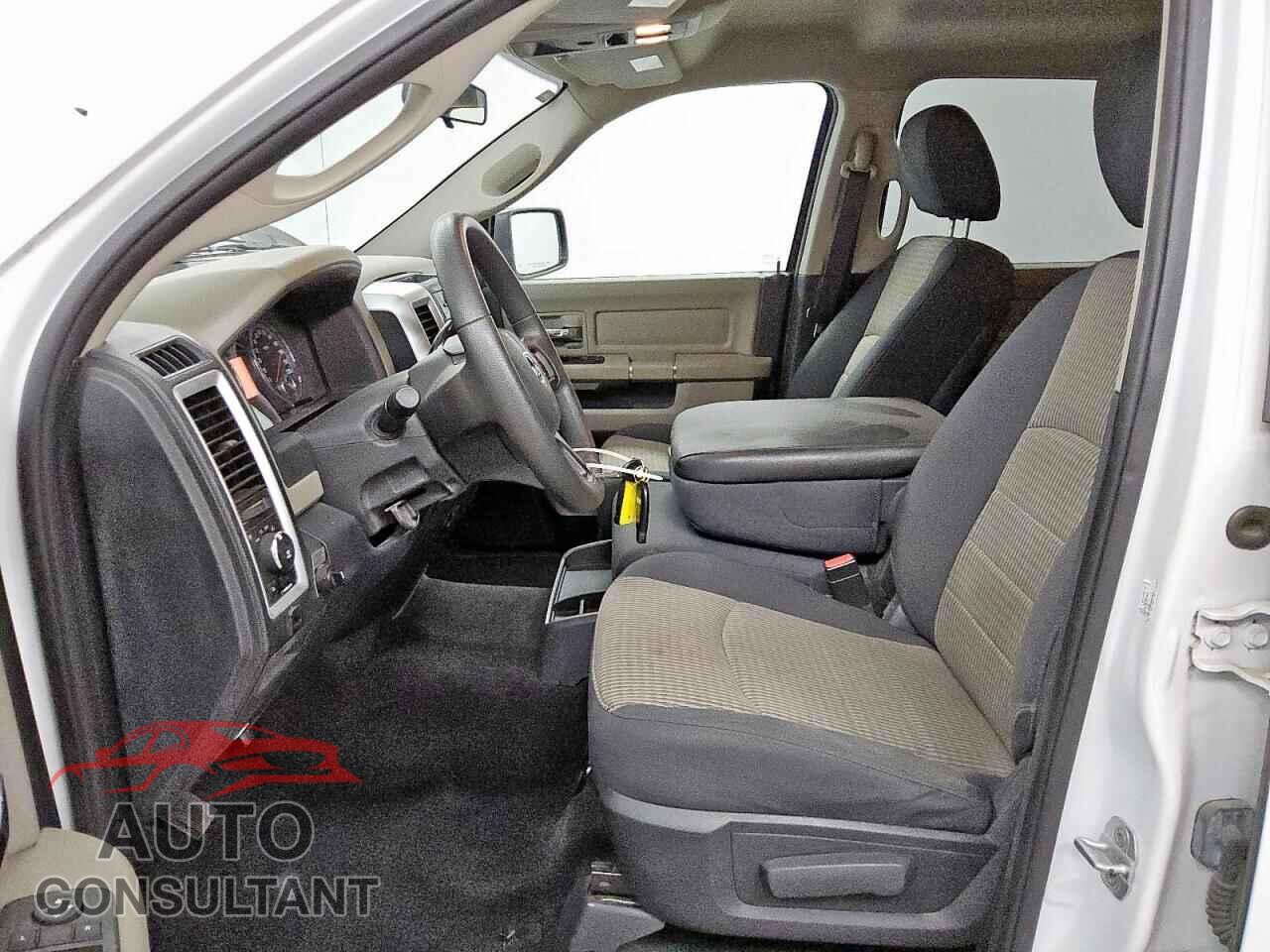 DODGE RAM 1500 2012 - 1C6RD6LP9CS211513
