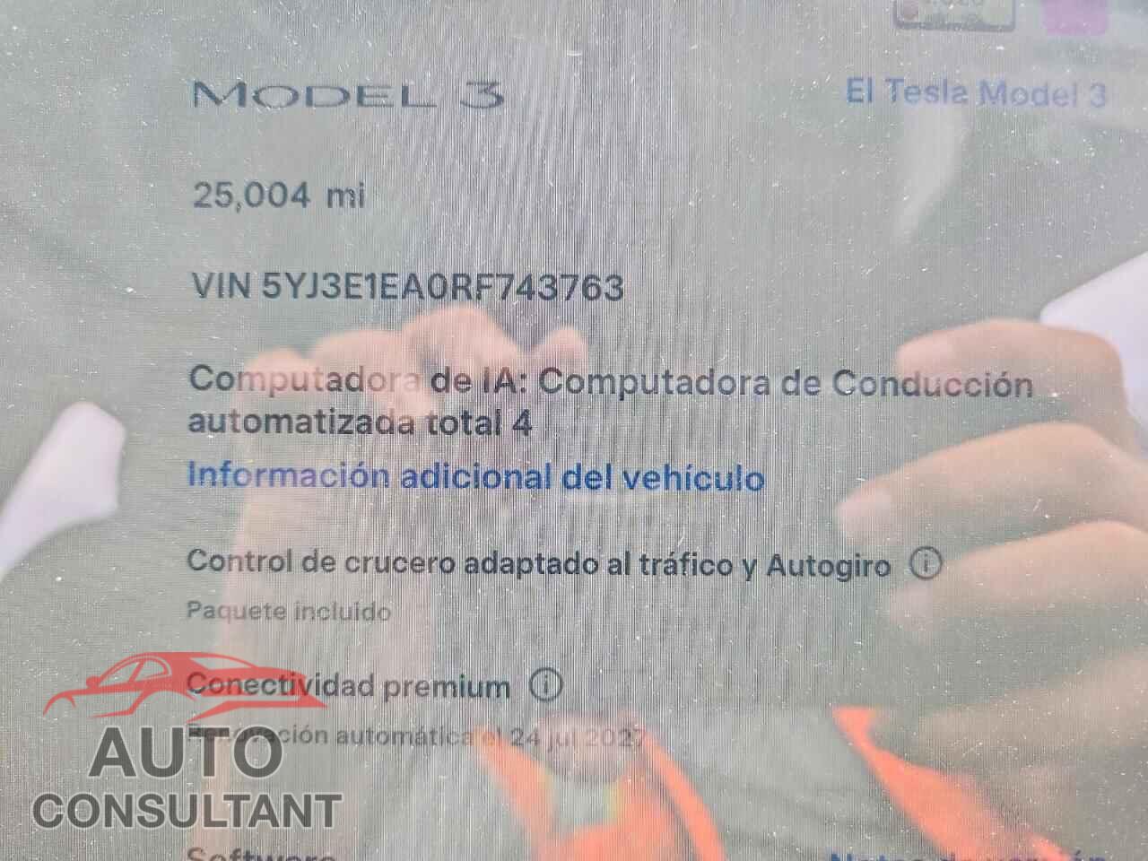 TESLA MODEL 3 2024 - 5YJ3E1EA0RF743763