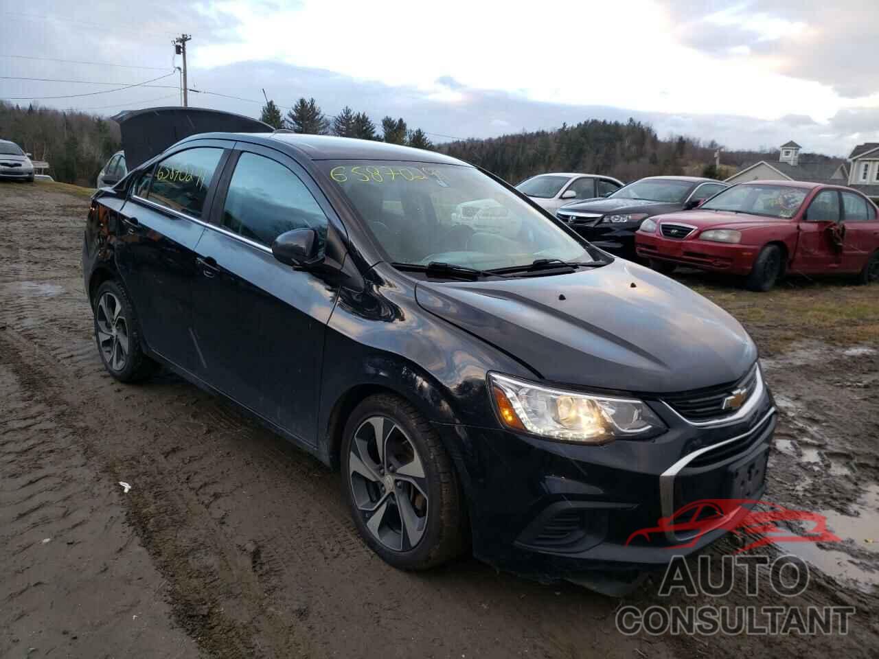 CHEVROLET SONIC 2017 - 1G1JF5SB1H4131224