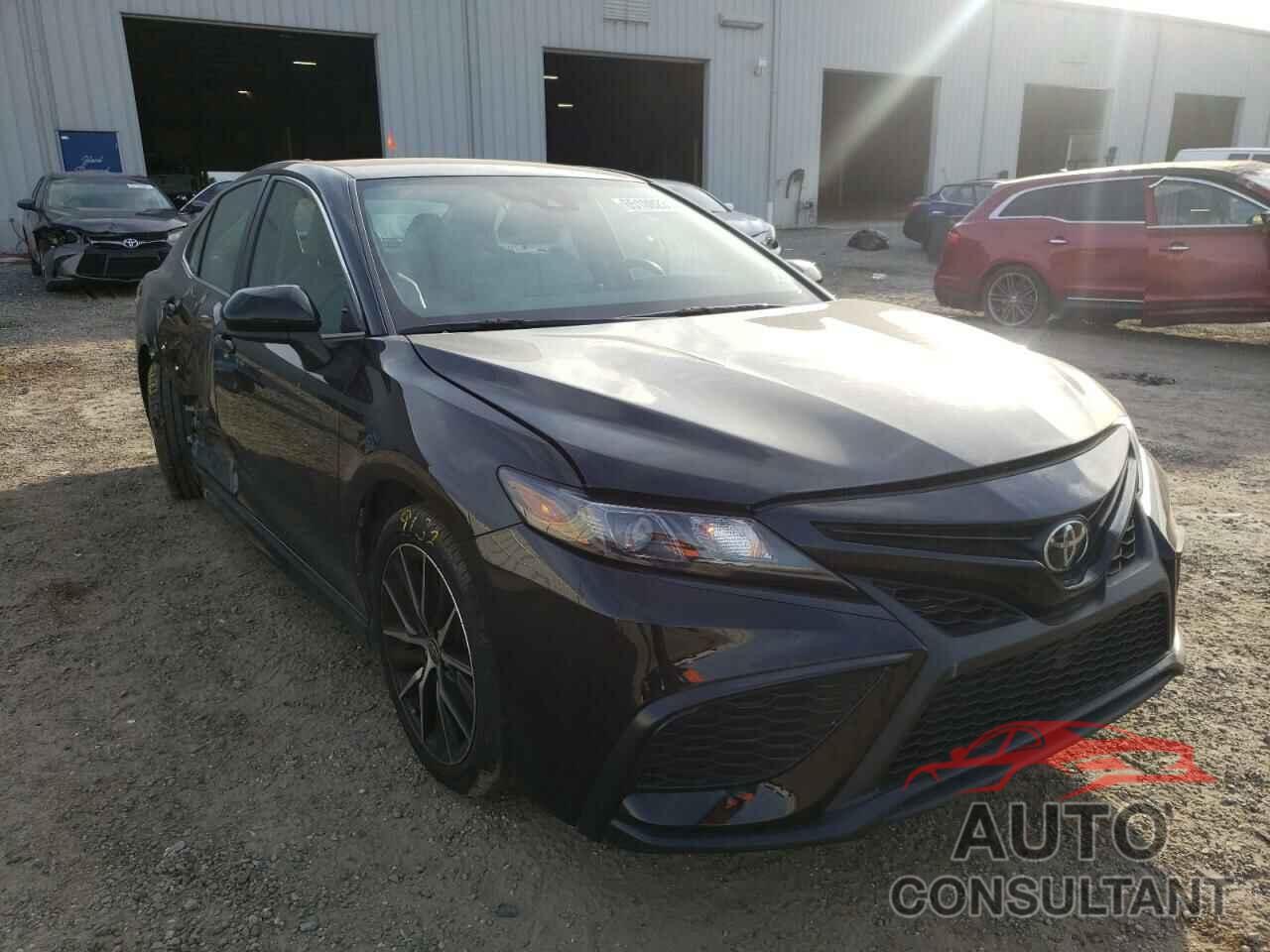 TOYOTA CAMRY 2021 - 4T1G11AK7MU561744
