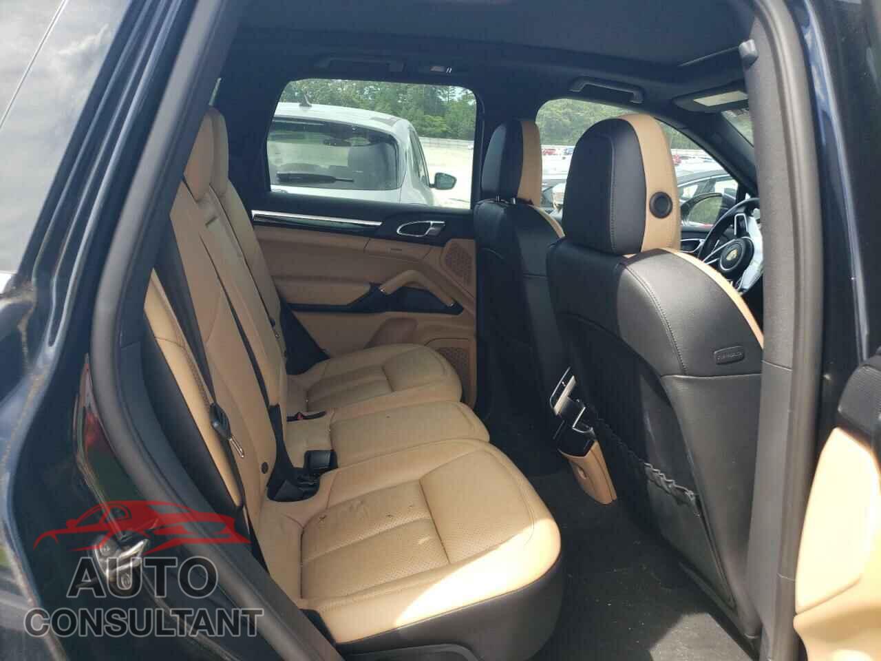 PORSCHE CAYENNE 2016 - WP1AE2A29GLA64269