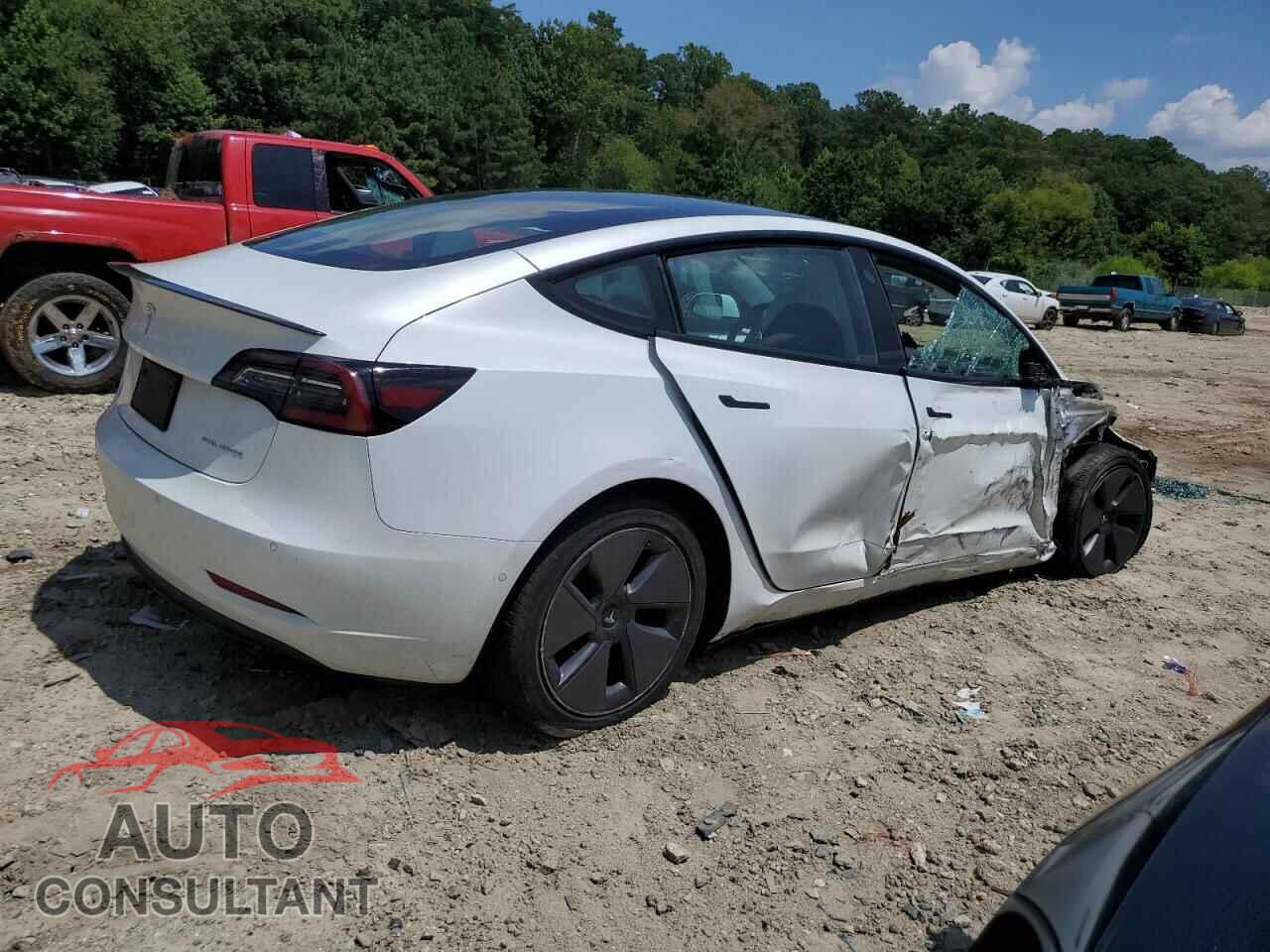TESLA MODEL 3 2022 - 5YJ3E1EB8NF114657