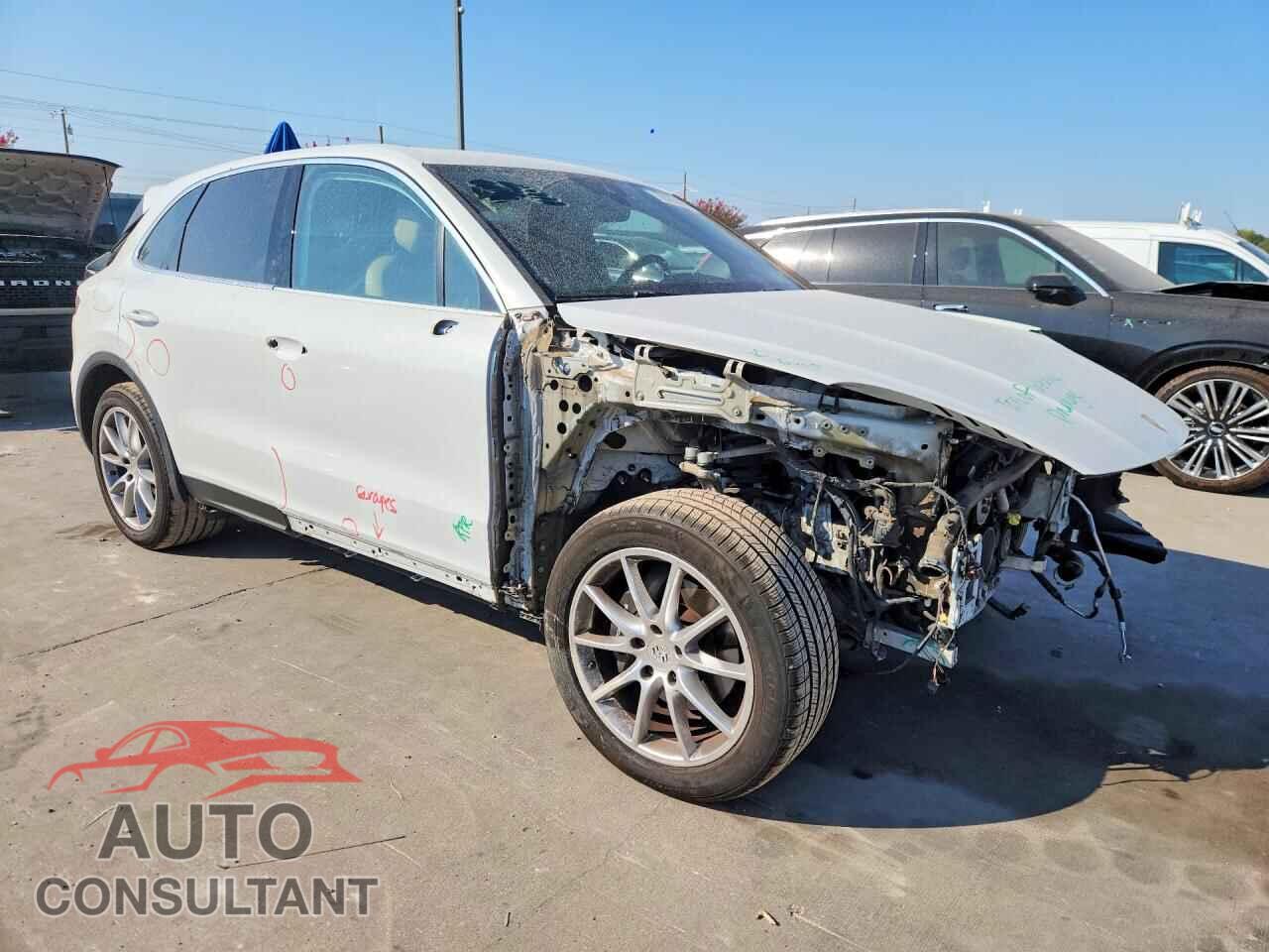 PORSCHE CAYENNE 2019 - WP1AA2AY9KDA12952
