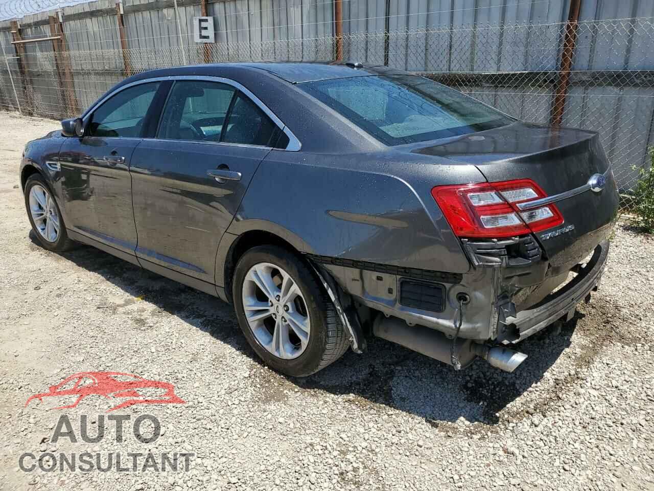 FORD TAURUS 2018 - 1FAHP2E82JG103234
