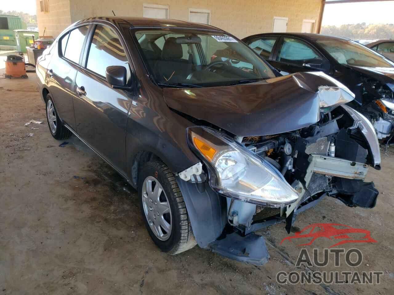 NISSAN VERSA 2017 - 3N1CN7AP8HL836563