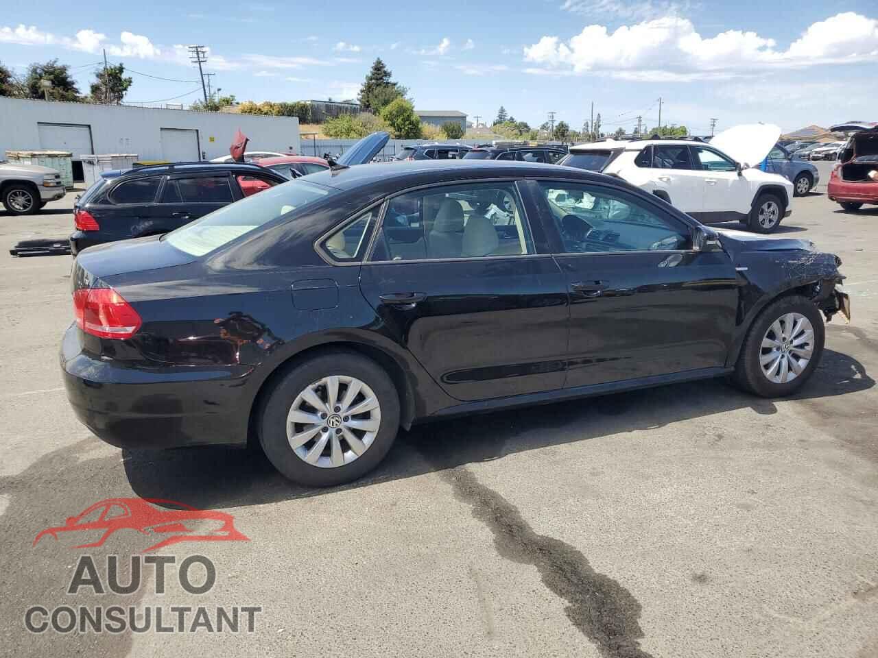 VOLKSWAGEN PASSAT 2015 - 1VWAT7A31FC052335