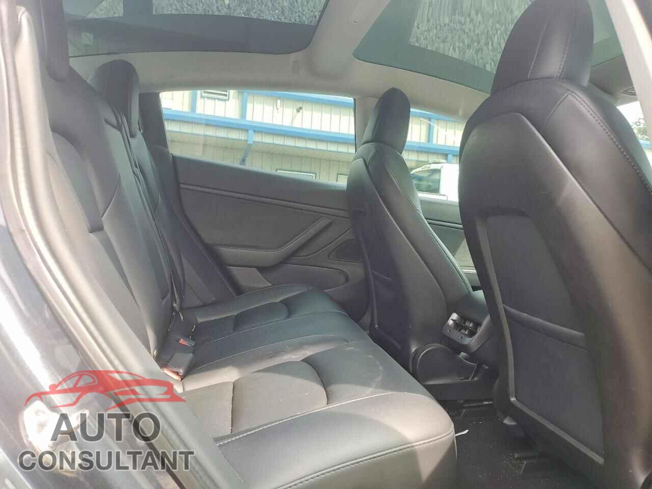 TESLA MODEL 3 2020 - 5YJ3E1EC3LF669263