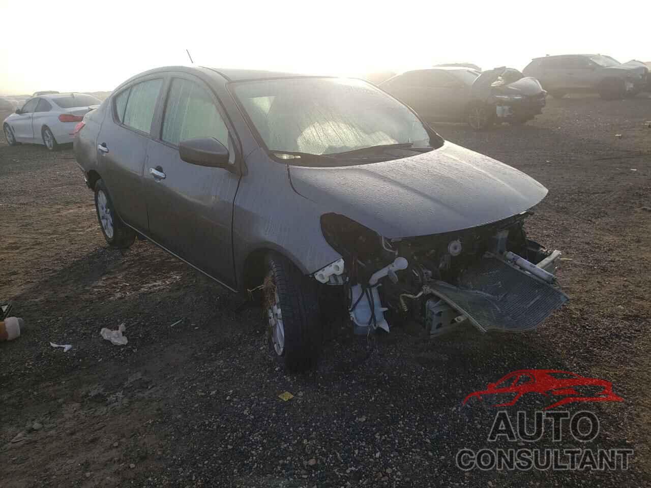 NISSAN VERSA 2017 - 3N1CN7AP4HL906995