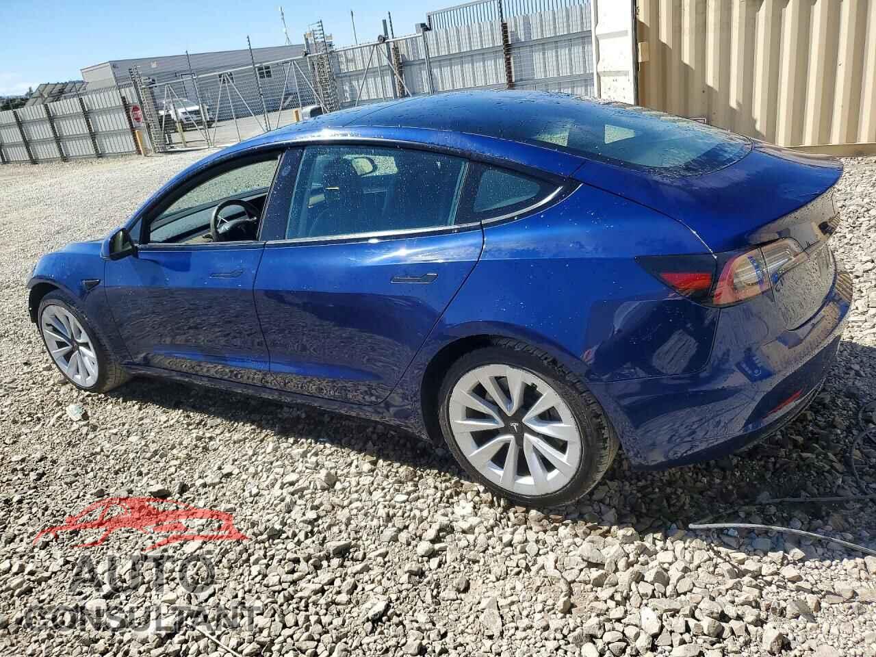 TESLA MODEL 3 2023 - 5YJ3E1EA5PF448963
