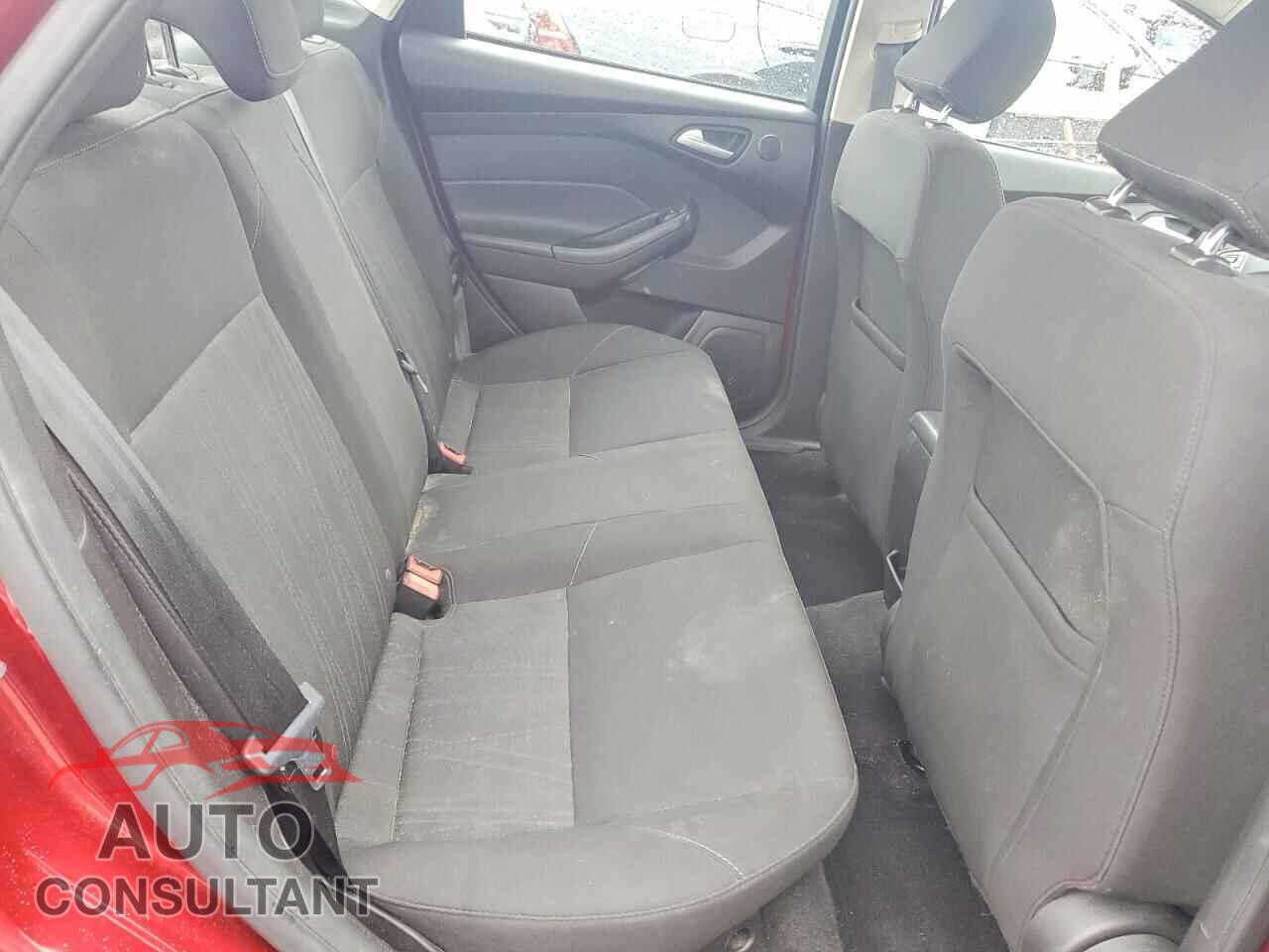 FORD FOCUS 2017 - 1FADP3H24HL305697
