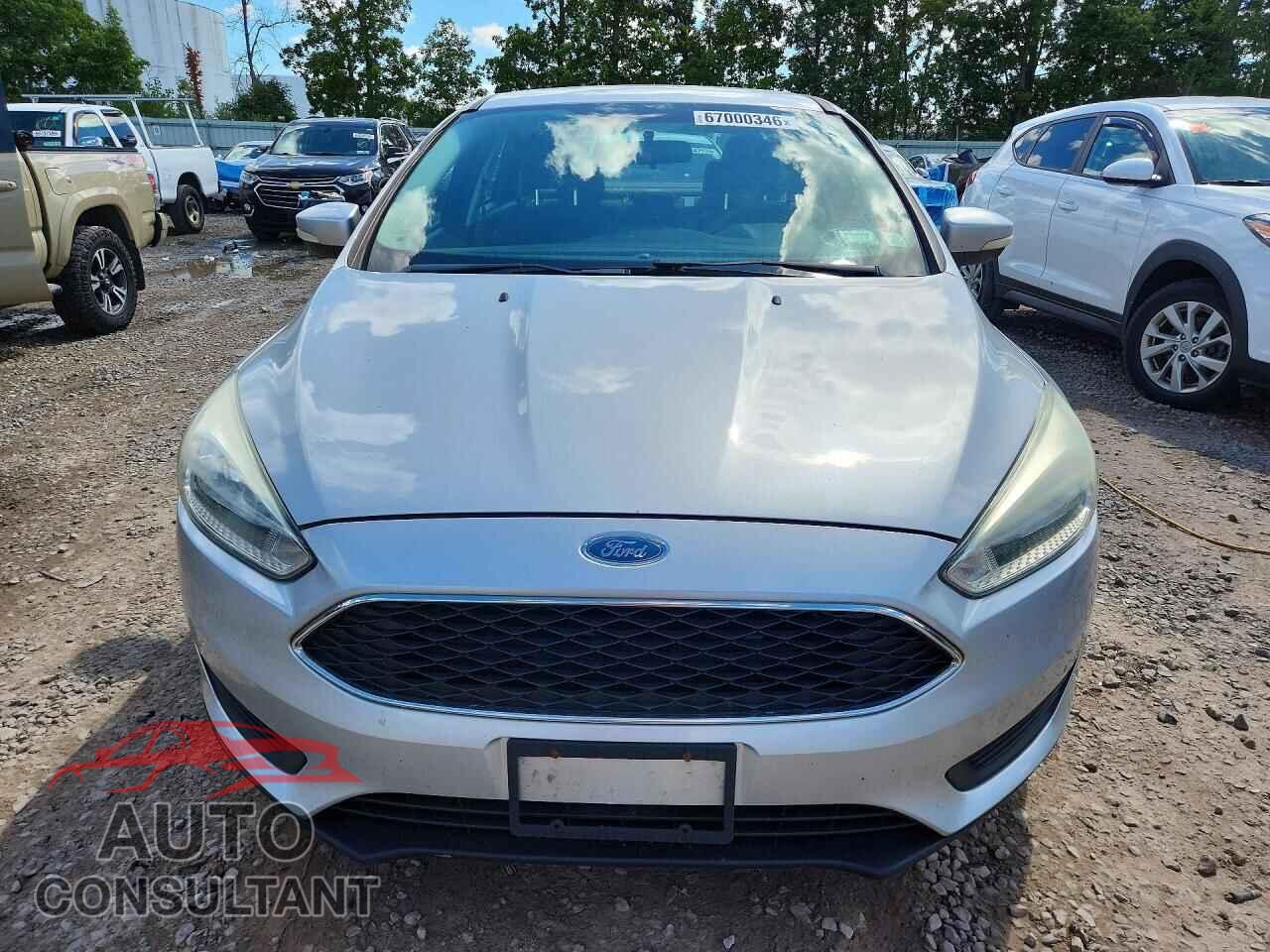 FORD FOCUS 2015 - 1FADP3F2XFL279364
