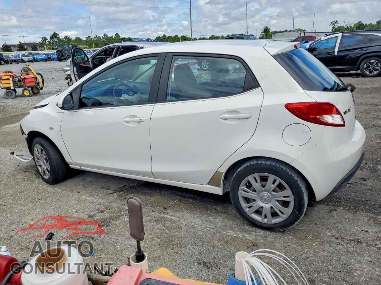 MAZDA 2 2012 - JM1DE1KY3C0137451