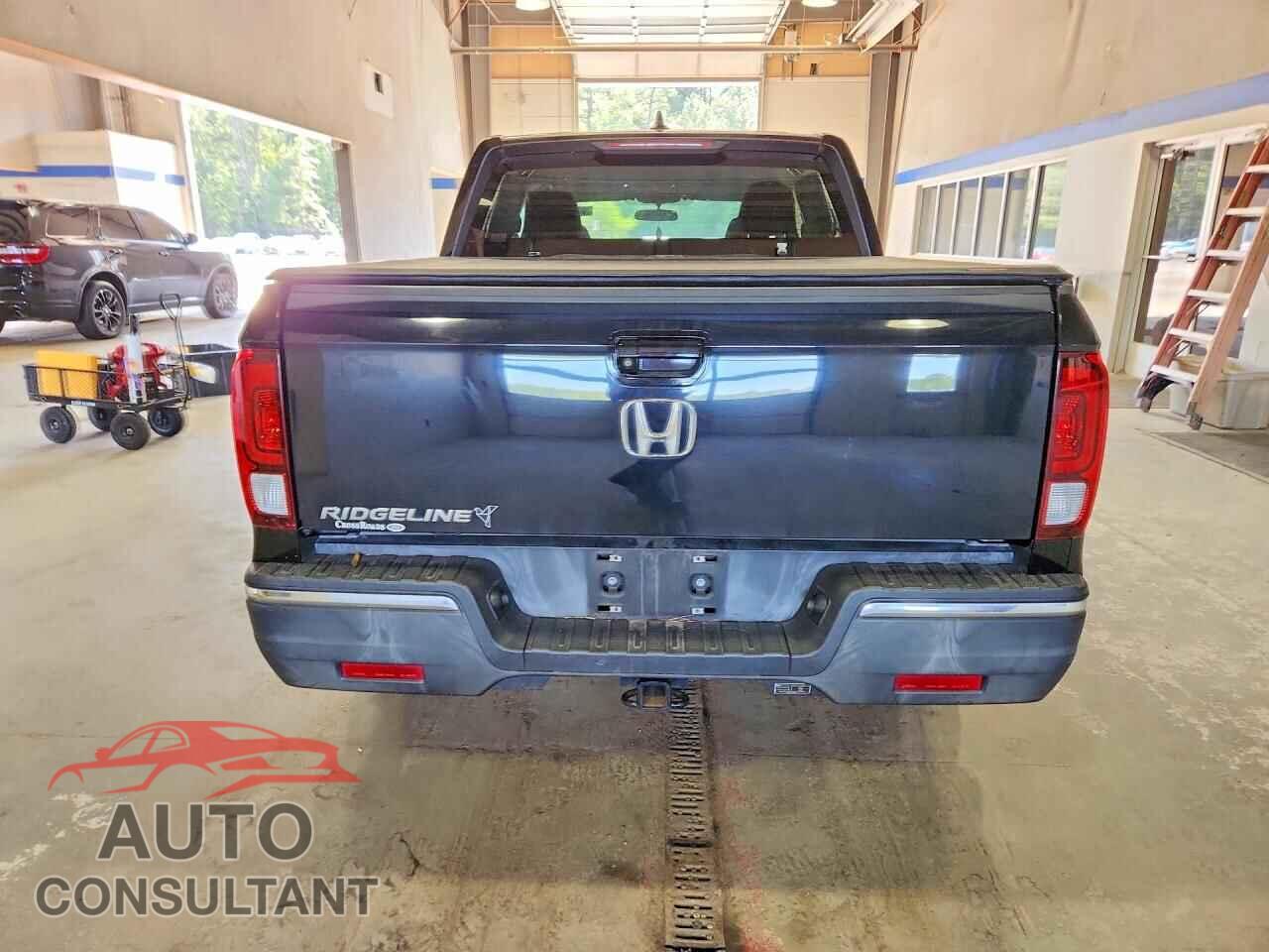 HONDA RIDGELINE 2017 - 5FPYK2F17HB004155