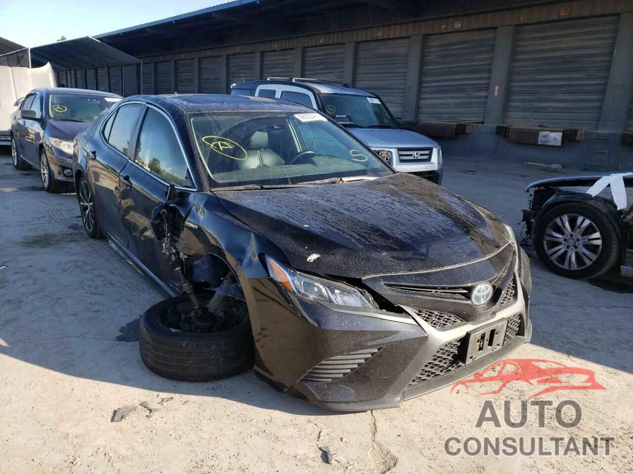 TOYOTA CAMRY 2019 - 4T1B21HK8KU011723