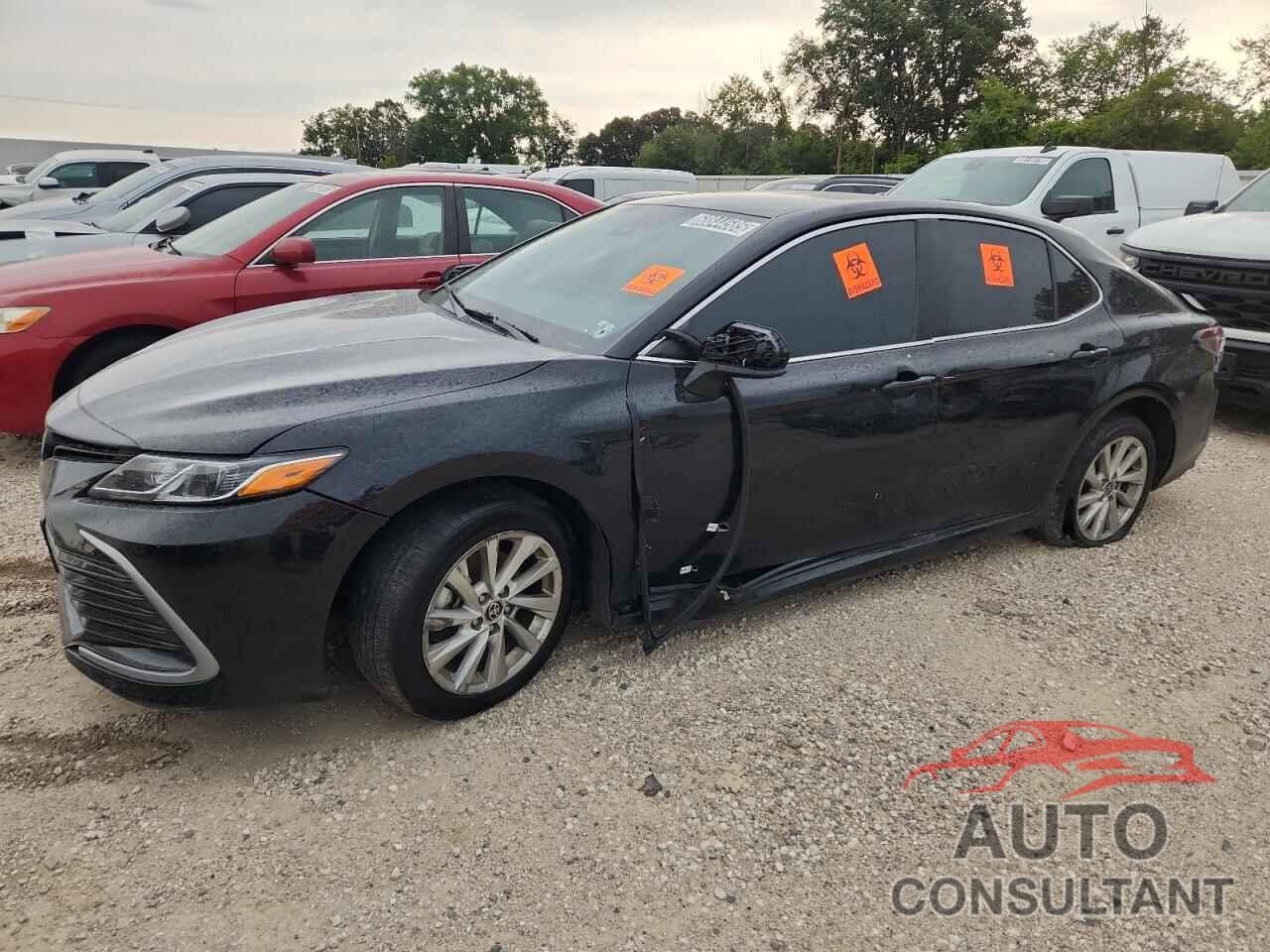 TOYOTA CAMRY 2022 - 4T1C11BK6NU069060