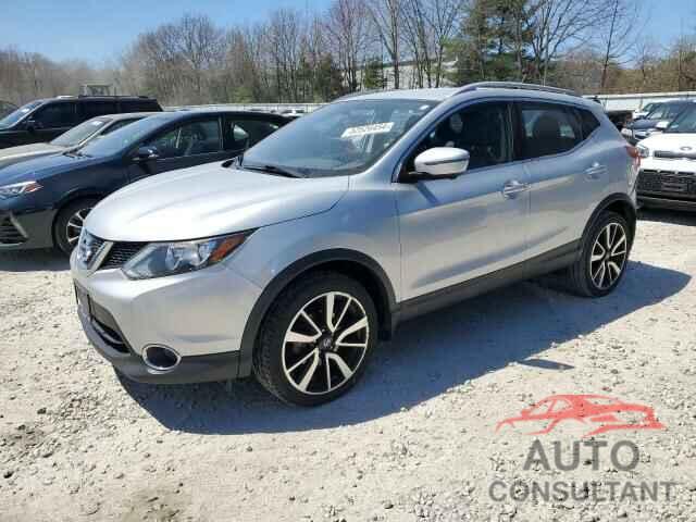 NISSAN ROGUE 2017 - JN1BJ1CR1HW137451