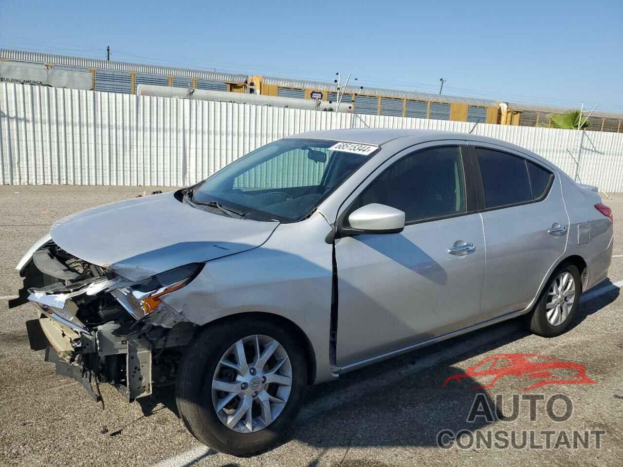 NISSAN VERSA 2018 - 3N1CN7AP0JL806074