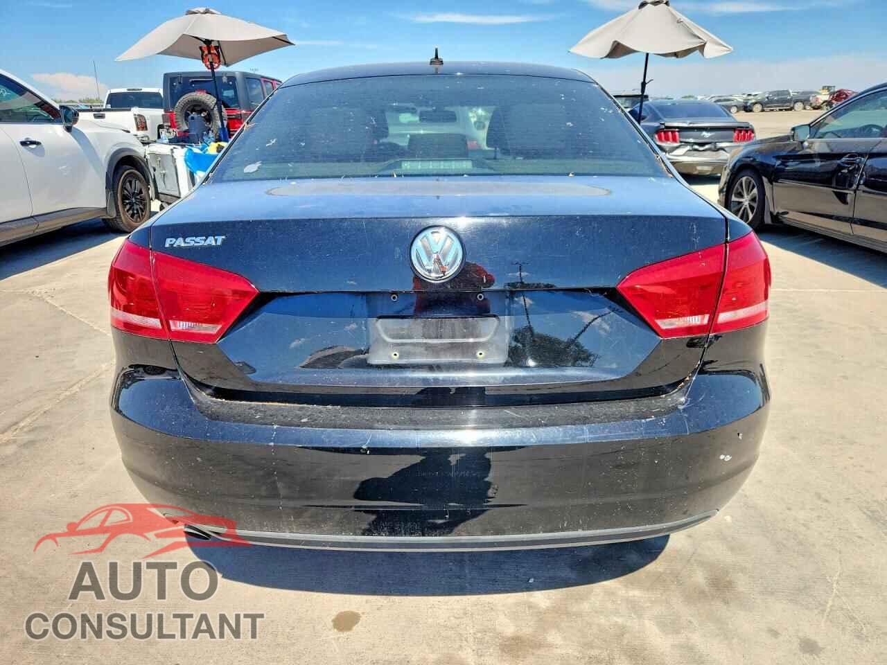 VOLKSWAGEN PASSAT 2014 - 1VWAP7A36EC002713