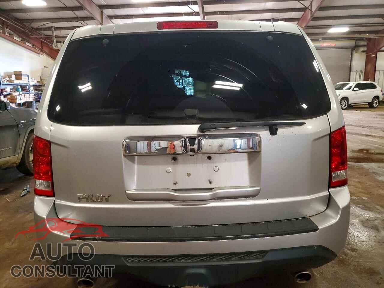 HONDA PILOT 2013 - 5FNYF3H45DB010752