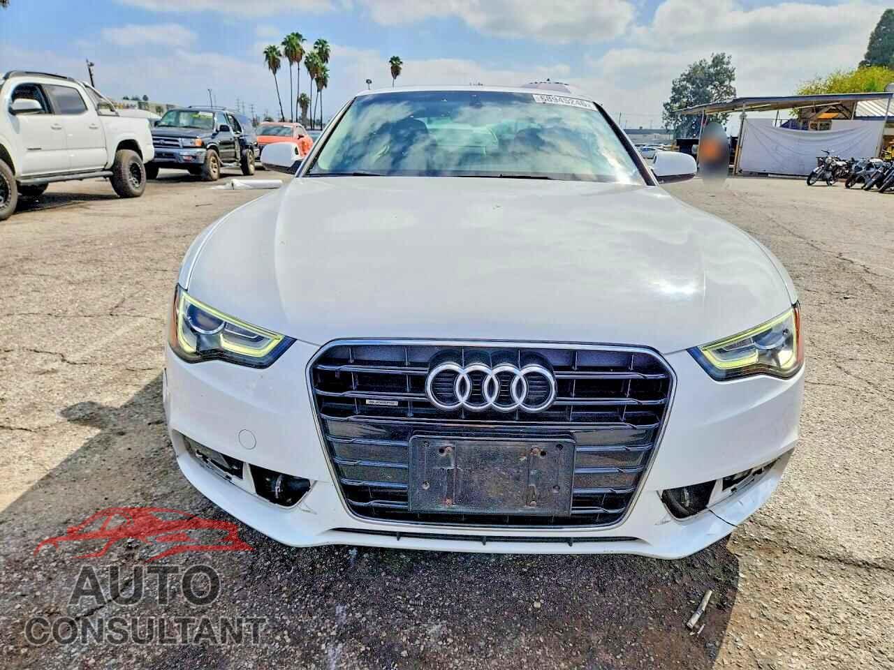 AUDI A5 2014 - WAULFAFR1EA024507