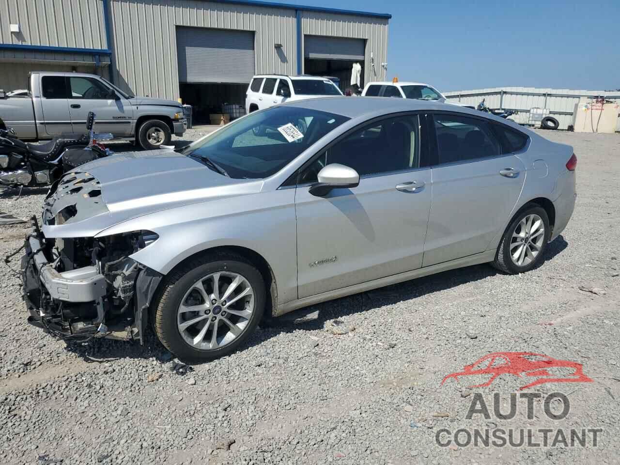 FORD FUSION 2019 - 3FA6P0LU2KR208653