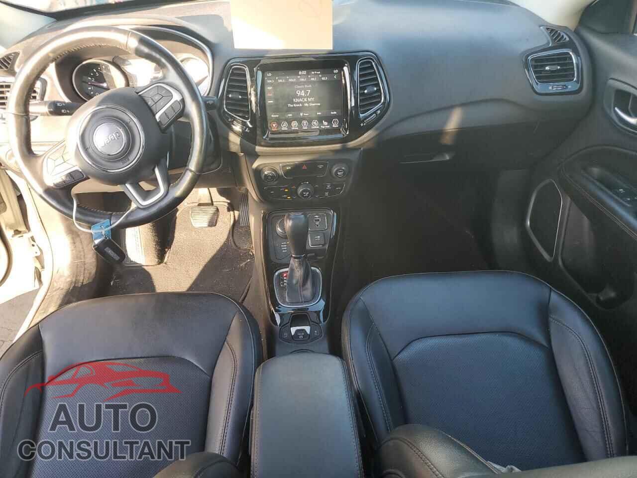 JEEP COMPASS 2020 - 3C4NJDCB2LT254856