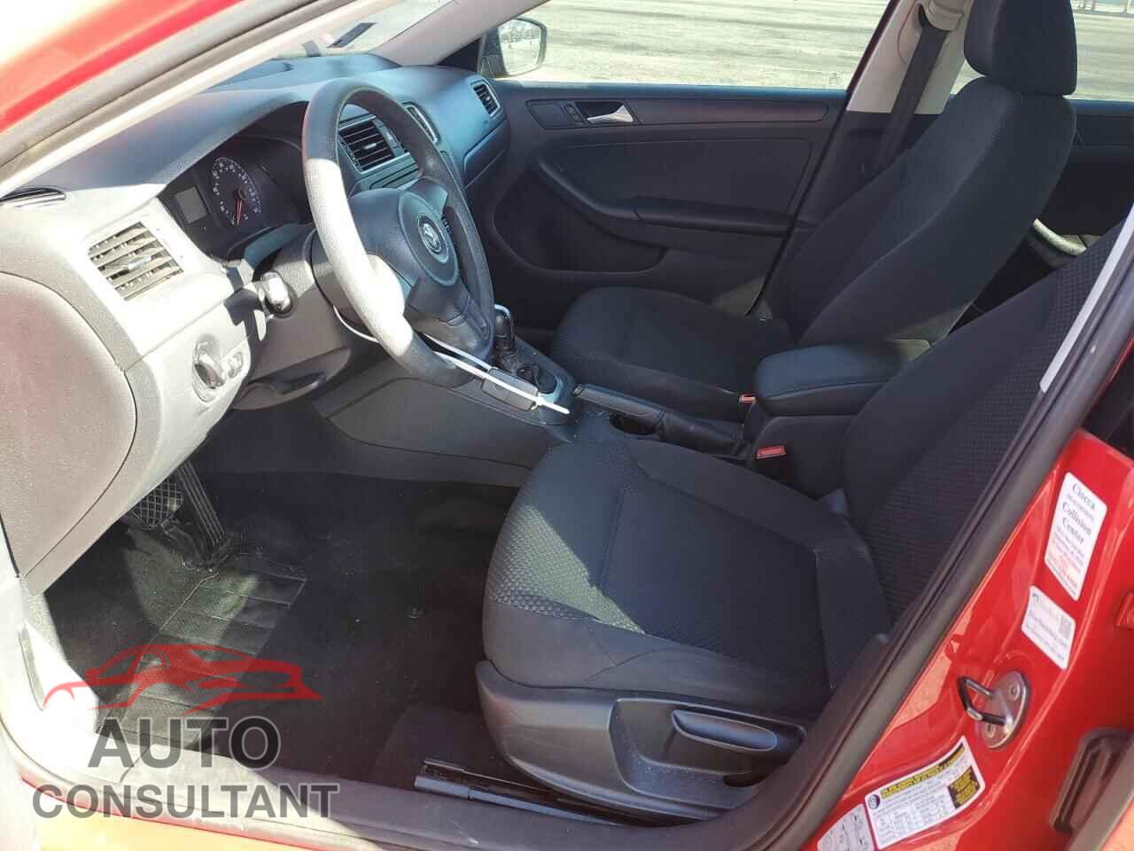 VOLKSWAGEN JETTA 2014 - 3VW2K7AJ9EM319319