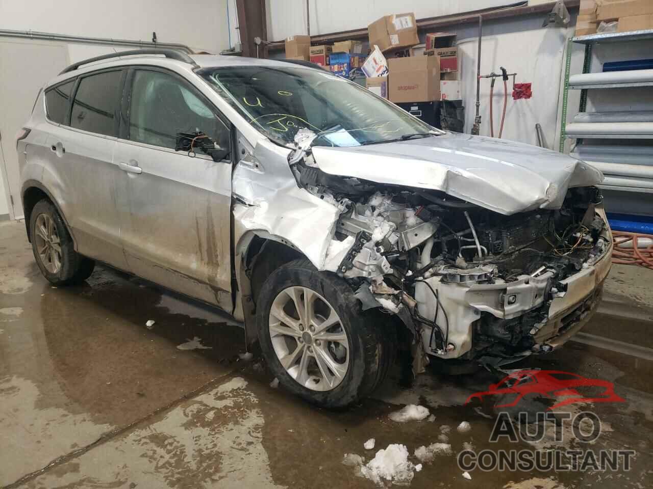 FORD ESCAPE 2017 - 1FMCU9G97HUC15773