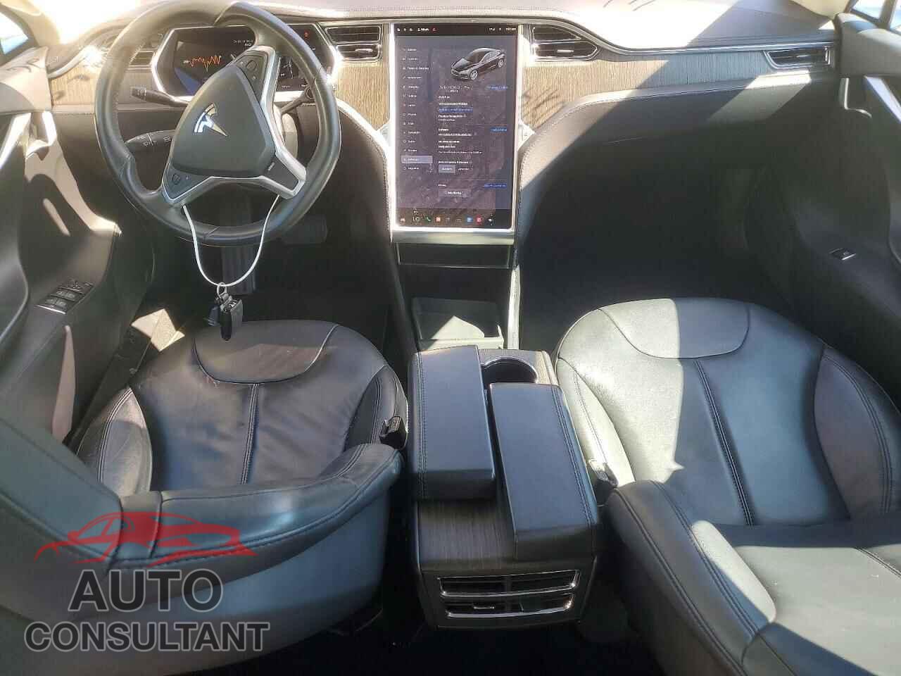 TESLA MODEL S 2013 - 5YJSA1CG9DFP06802