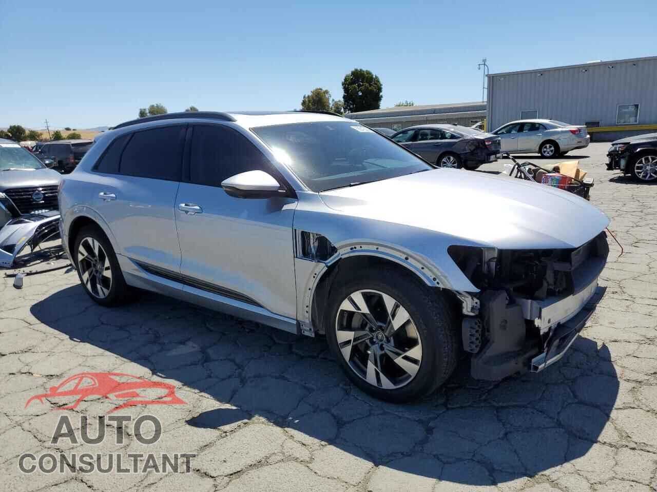 AUDI E-TRON 2023 - WA1AAAGE5PB000321