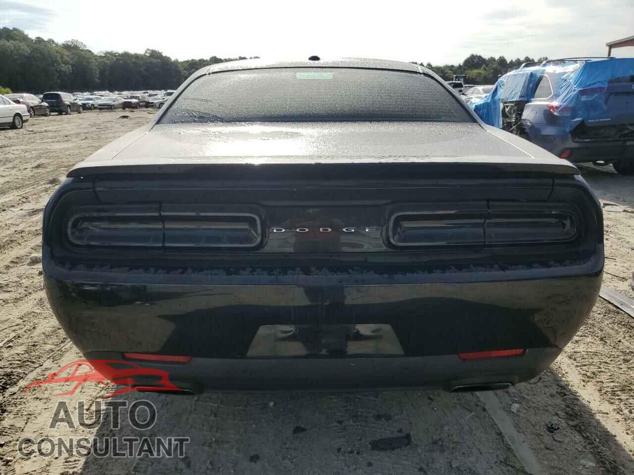DODGE CHALLENGER 2017 - 2C3CDZBTXHH658756