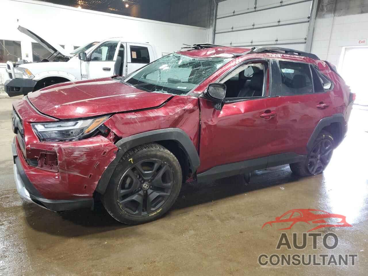 TOYOTA RAV4 2023 - 2T3J1RFV0PW358505