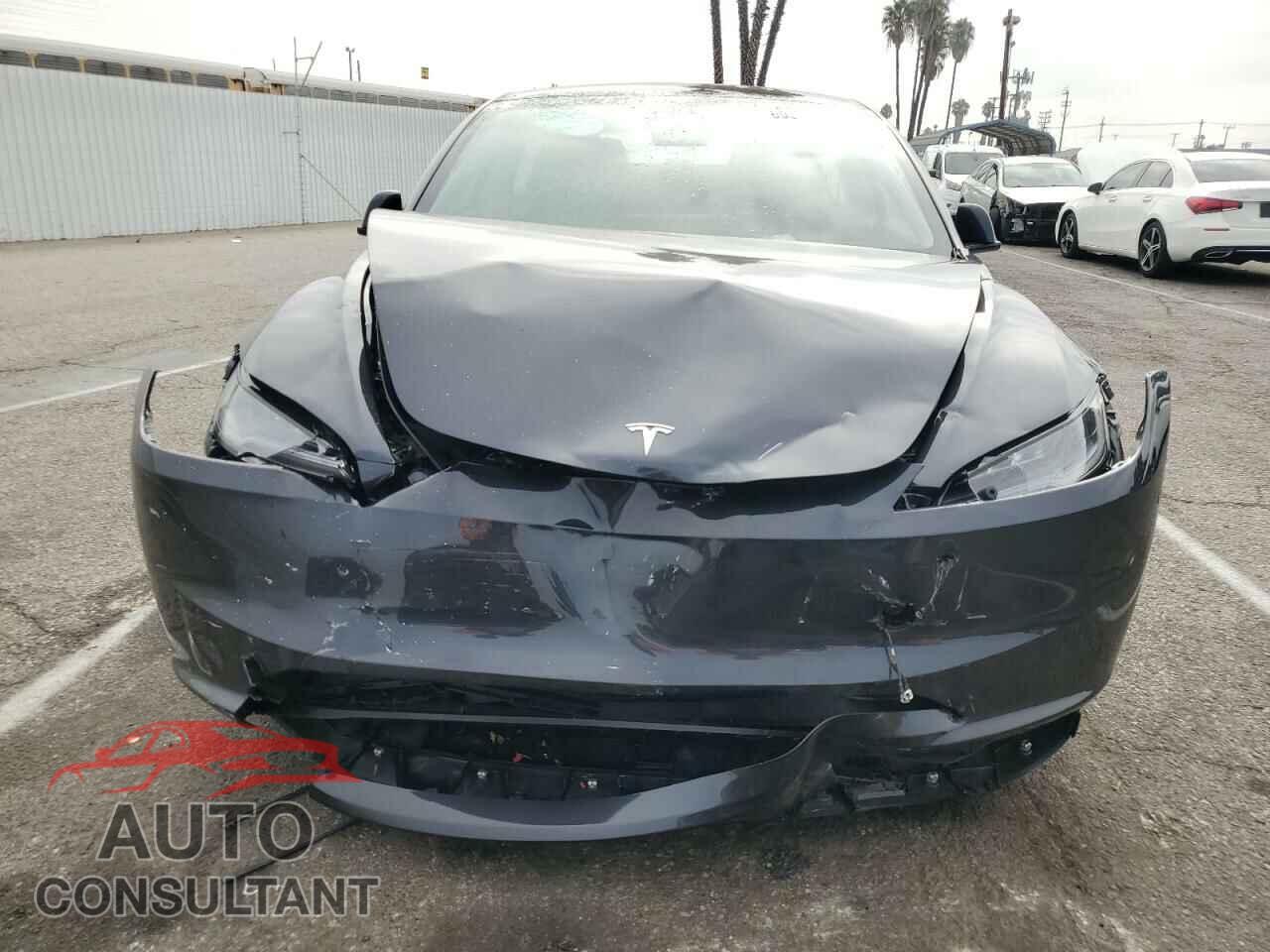 TESLA MODEL 3 2024 - 5YJ3E1EA6RF742472