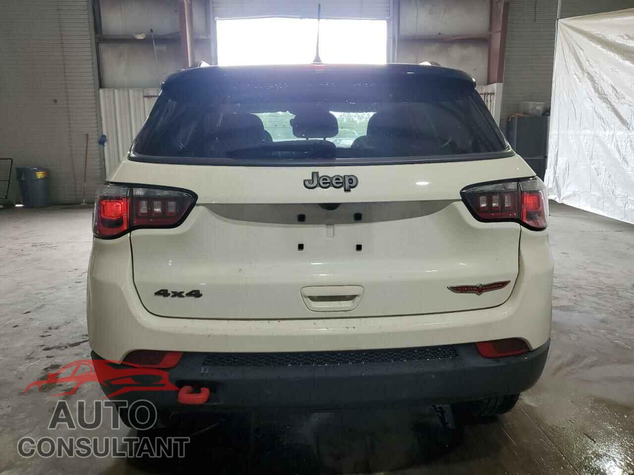 JEEP COMPASS 2020 - 3C4NJDDB2LT193684