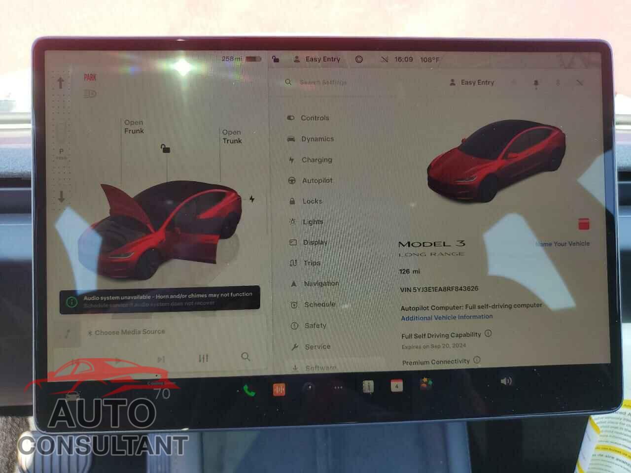 TESLA MODEL 3 2024 - 5YJ3E1EA8RF843626