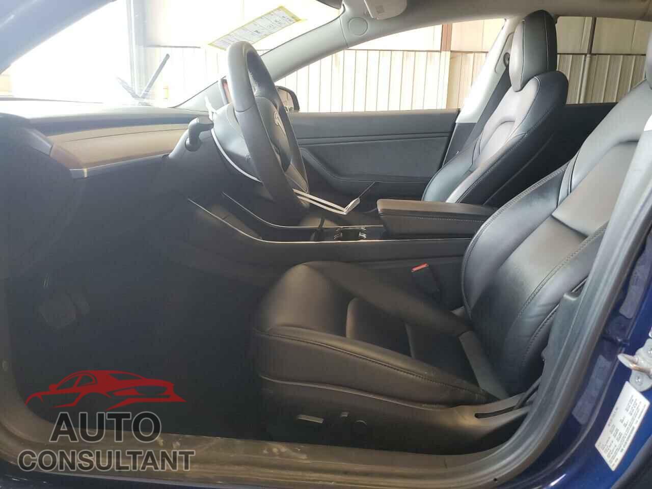 TESLA MODEL 3 2019 - 5YJ3E1EBXKF520905