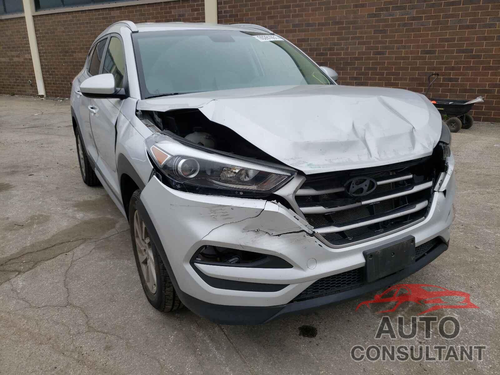 HYUNDAI TUCSON 2017 - KM8J3CA44HU390499