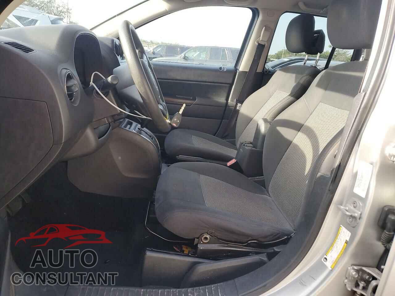 JEEP COMPASS 2011 - 1J4NT1FAXBD288120